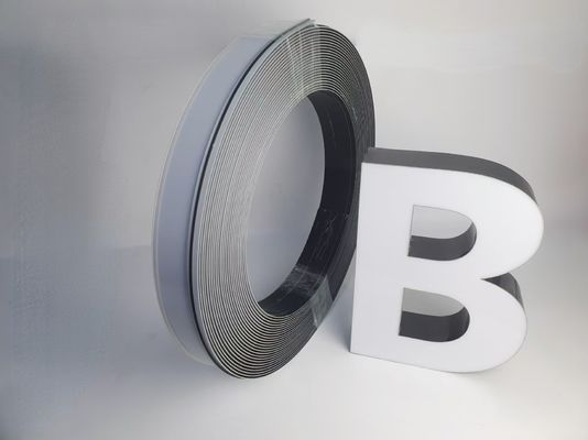 Lettres en forme de lettres en forme de courroies en aluminium 1 mm pour les lettres de canal