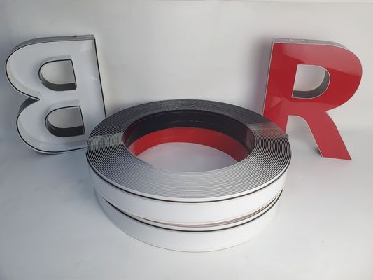 13cm largeur Trim Cap Roll Channel Letter Trim Pour la fabrication de panneaux publicitaires