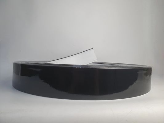 Couleur noire en alliage d'aluminium bobine de garniture de capuchon bande pour la fabrication de panneaux professionnels