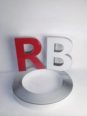 30 mètres de canaux de signalisation intérieure à l' extérieur