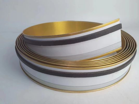 50 M/ 100 M de longueur des bobines de lettres de canal pour la fabrication de panneaux d'affichage des lettres de canal LED