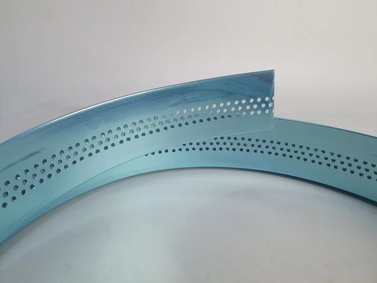 La fabrication de signes de lettres de chaîne LED avec du canalume en aluminium d'une épaisseur de 0,4 mm à 0,5 mm