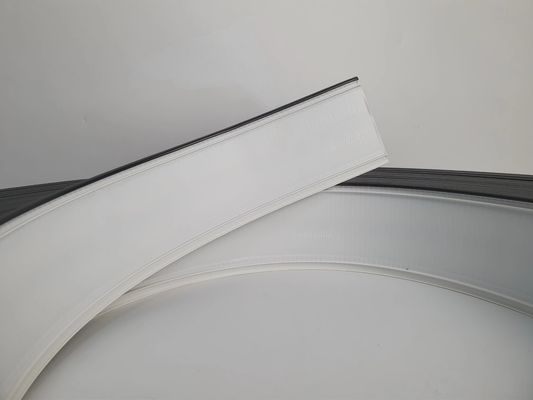 Coil de canaux en aluminium noir de type J Coil de capuche à garniture pour le pliage manuel de précision