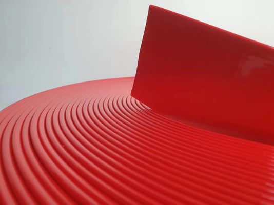 Capuchon en caoutchouc d'aluminium rouge avec surface brossée pour les applications de signalisation