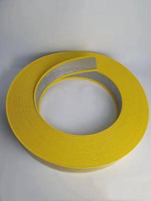 Coil de canaux en aluminium jaune Profil de flexion flexible avec trou pour des applications de bordure élégantes