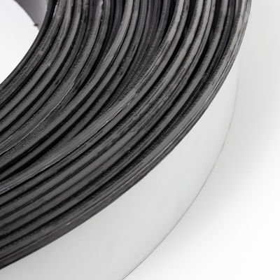 L'aluminium est utilisé pour la fabrication de chapeaux.